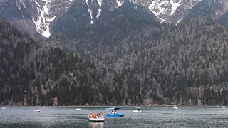 «В этот шикарный ад больше сама не поеду и друзей отговорю»: россияне побывали в Абхазии и оставили честный отзыв