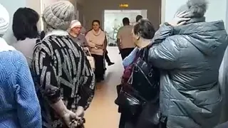 Полна горница людей: «Стоя в очереди 42 минуты, не смогла пройти флюорографию»