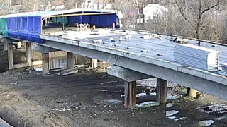 В Нижнем Ломове завершили маонтаж «Красного моста»