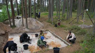 Археологи Коми раскрывают тайны древней стоянки каменного века