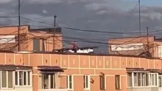 Полиция установила личности детей, бросающих вещи с рязанской многоэтажки