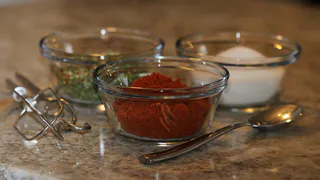 Рязанский диетолог Сидорова назвала смертельное трио в еде