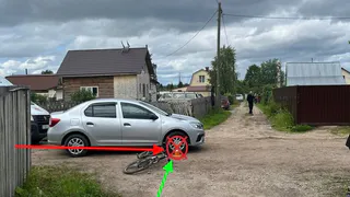 В Коми ребенок на велосипеде попал под колеса иномарки