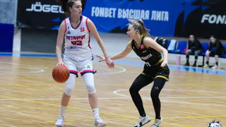 Женская баскетбольная команда «Металлург» проиграла лидеру Высшей лиги на домашнем паркете