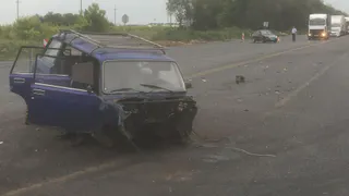 На трассе М5 «Урал» женщина на иномарке врезалась в «Жигули»