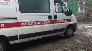 В Рязани попавший под поезд молодой мужчина лишился ноги