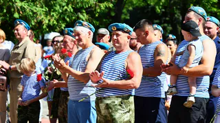 В Нижнекамске торжественно отметили 96-ю годовщину ВДВ