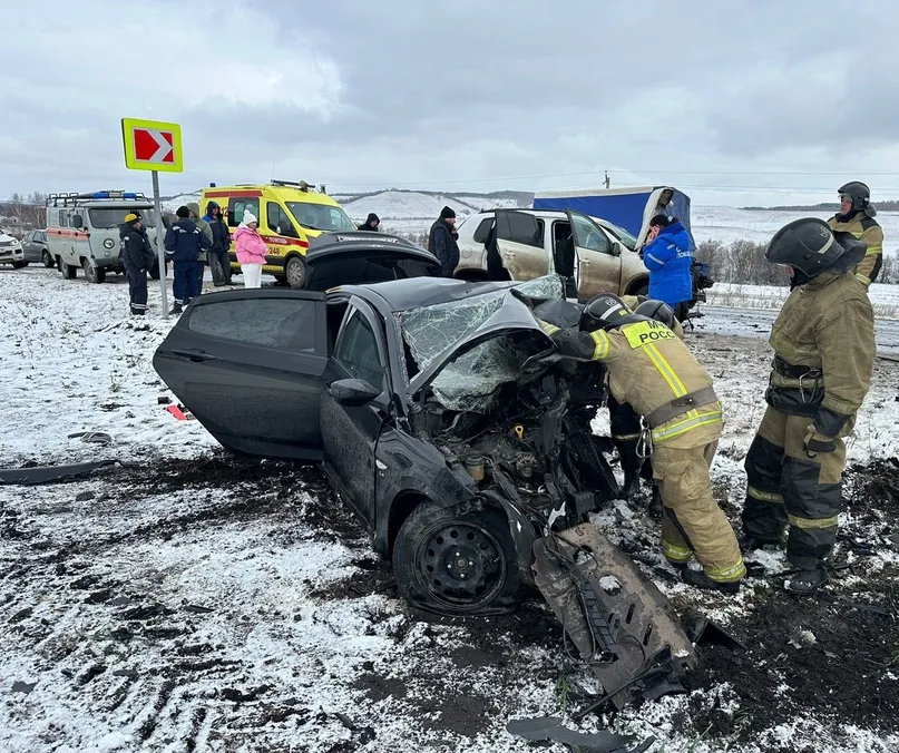 Под знак «Обгон запрещен»: в Татарстане произошло смертельное ДТП