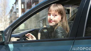 Ученица автошколы - инструктор потребовал с меня 5000 за сдачу экзамена