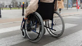 В России будут штрафовать водителей за высадку из транспорта инвалидов