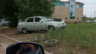 Новый закон: в Рязани начнут штрафовать на парковку на газонах