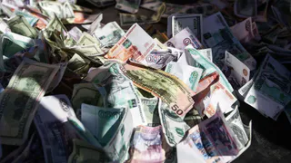 Жители Коми выступают за постепенный отказ от наличных денег