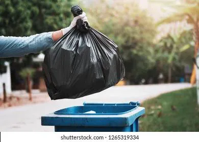 Названы вещи, которые притягивают в дом бедность и проблемы