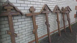 Жители Брянска пожаловались на могильные кресты