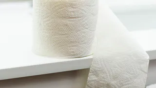 Выкидывайте соду - эти 2 средства для очистки выгребной ямы без откачки обеспечат естественный процесс разложения