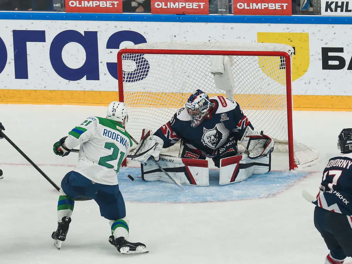 Камбэк не состоялся: «Нефтехимик» проиграл «Салавату Юлаеву»