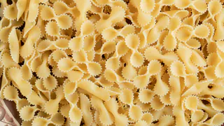 В каких условиях макароны "превращаются" в ЯД. Мало кто знает об этом и кормит этим детей.