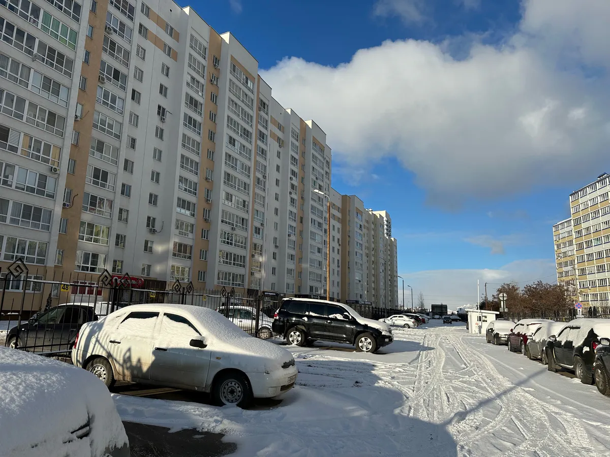 С 21 декабря наложат штраф в собственном дворе: до 5000 рублей, а ещё и прав лишат