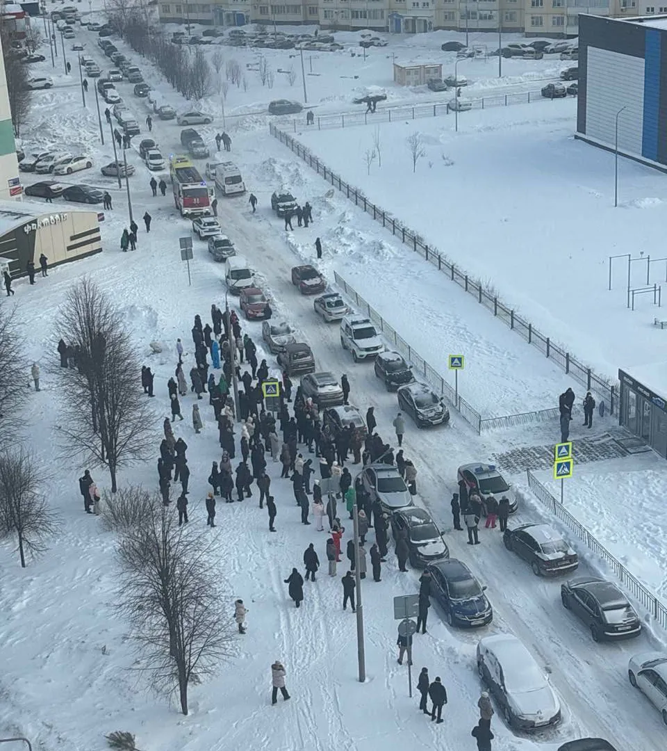 Напавший на охранницу нижнекамской школы подросток оказался из благополучной семьи