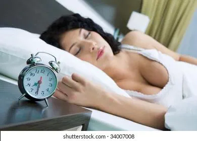 В России хотят вернуть "летнее" и "зимнее" время