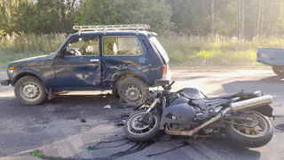 В Касимовском районе в ДТП с мотоциклом и «Нивой» пострадали 2 человека