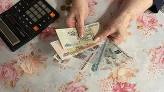 Платить больше не придется: пенсионерам решено вернут деньги за домашние расходы