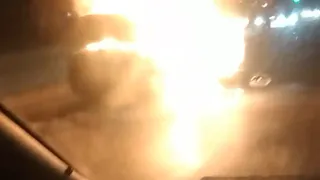 На Северной окружной сгорел Ford. Город встал в огромную пробку