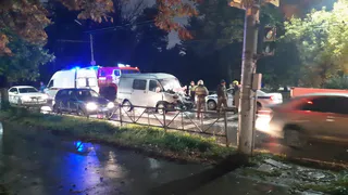 Множественные травмы: водитель Газели пострадал после жесткого ДТП на Горького