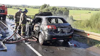 В Михайловском районе после массового ДТП сгорел автомобиль