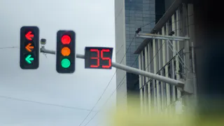 Работа светофоров на Первомайском проспекте изменится из-за реорганизации движения 