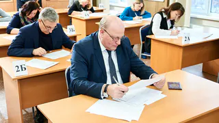 Родители магнитогорских выпускников сядут за парты и сдадут ЕГЭ