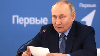 Путин поддержал предложение переселять северян внутри Коми