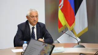 Лучших социальных работников Магнитогорска наградили накануне профессионального праздника