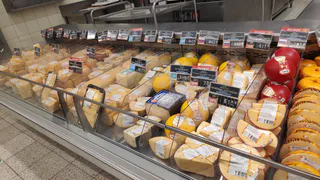 Учёные назвали самый полезный сыр — не адыгейский, не моцарелла и в 4 раза лучше пармезана