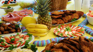 Котлеты у немецких хозяек разрываются от сока: к фаршу добавляют только эти два продукта