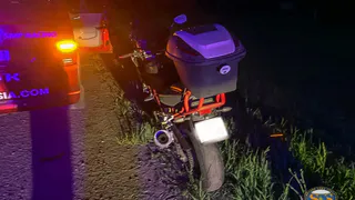 В Камешковском районе мотоциклист попал в ДТП наехав на отвалившееся от фуры колесо