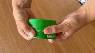 Стало известно, зачем снимать всю пенсию с карты «Мир» сразу после поступления