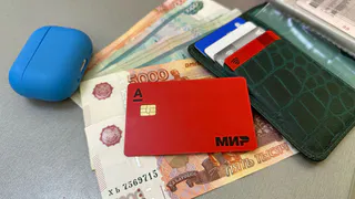  С 1 августа ваши деньги превратятся в "фантики"? Что делать с купюрами по 1000 и 5000 рублей