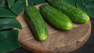 Не гибрид, а рог изобилия: у этого сорта пучковых огурцов нет соперников — урожай до 18 кг/м² через 38 дней