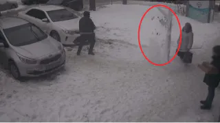 Во Владимире на улице Разина женщину едва не убила огромная сосулька