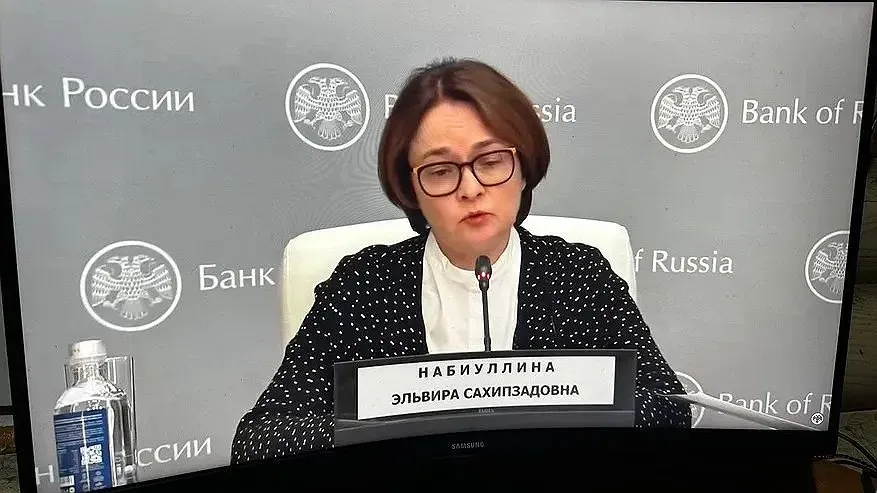 Ожидаются сложные времена: Эльвира Набиуллина дала рекомендации россиянам, у кого накопления в рублях