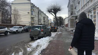 Все для Любимова губернатора: рязанскую филармонию "зачистили" от машин перед приездом главы региона