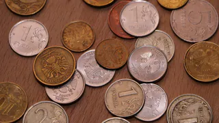 За эти редкие монеты СССР сейчас дают по 300 тысяч рублей - точно есть в квартире вашей бабушки