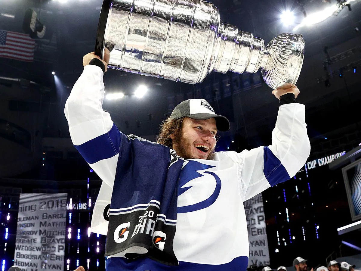 Нижнекамец Михаил Сергачев стал обладателем Кубка Стэнли