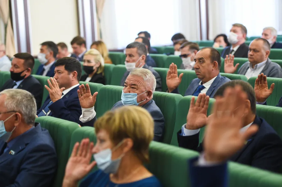 В Нижнекамске назвали имена новых почетных граждан города