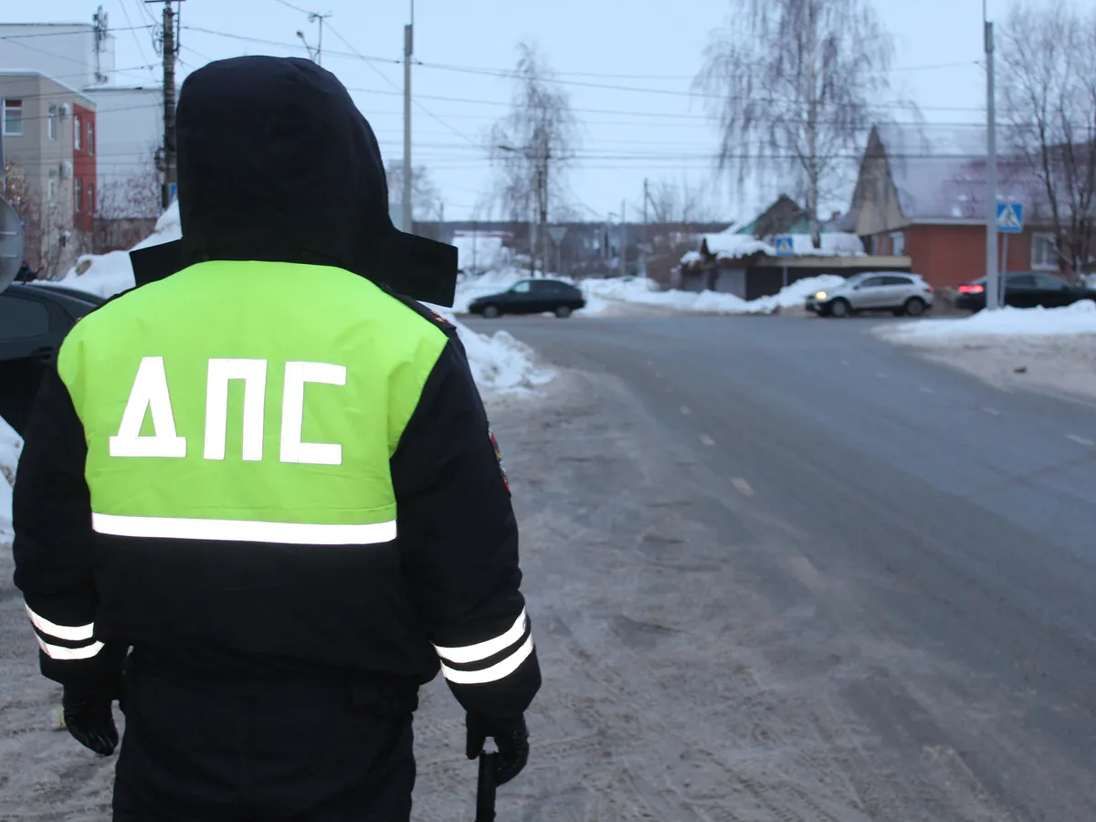 С 9 января жди сюрприз от ГИБДД: и всё из-за заглохшей на дороге машины