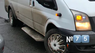 На маршруте №75 пассажиры заметили неадекватного водителя