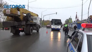 Опубликовано видео с места ДТП в поселке Строитель, в котором сбили 17-летнюю рязанку