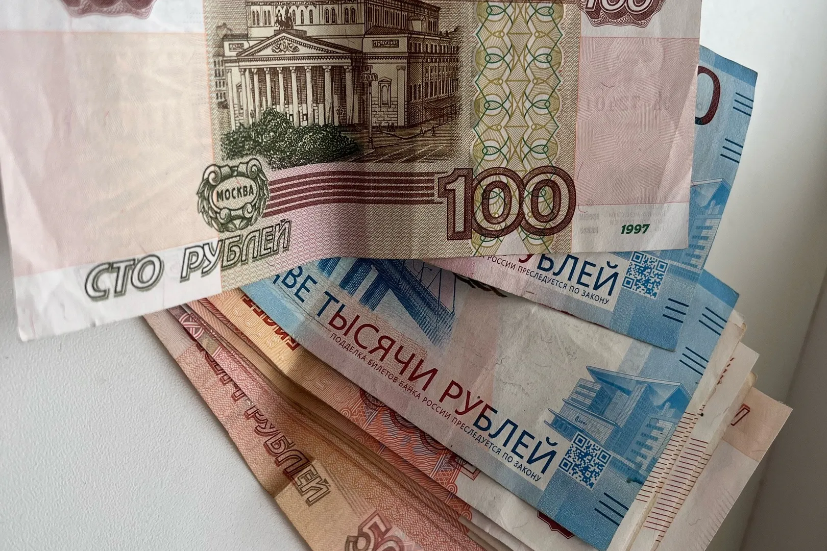 Решение уже приняли: с 6 декабря пенсионерам перечислят на карты всё, что удержали с 2015 по 2023 год