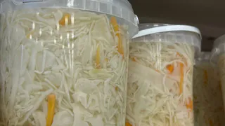 Сколько соли нужно для засолки 1 кг капусты: ставлю точку — идеальный рецепт квашеной капусты